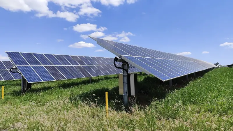 Photovoltaikanlage mit elektrischer Infrastruktur